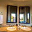 Impodimo Game Lodge