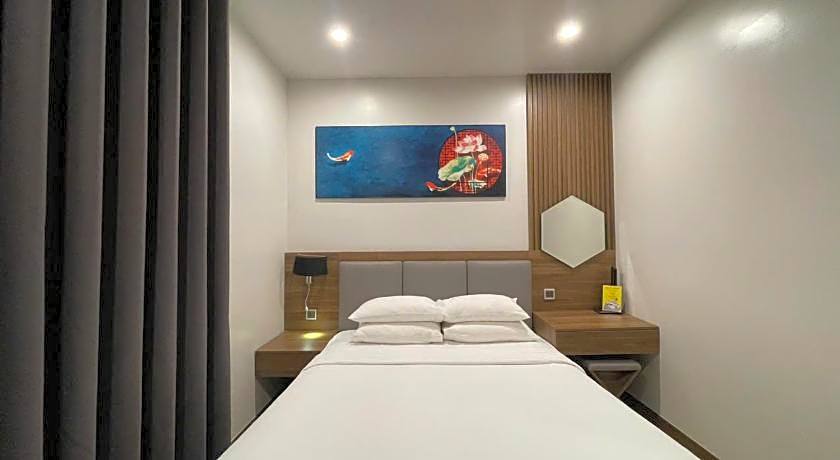 Zen Riverside Hotel n Residences