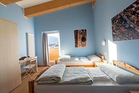 Twin Room with Private Bathroom