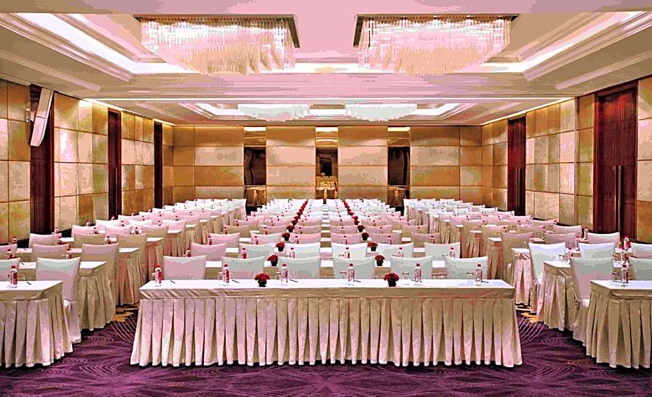 Holiday Inn New Delhi Mayur Vihar Noida By IHG