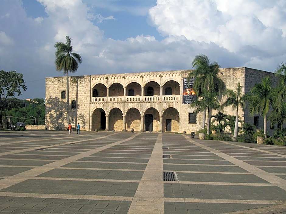 Royal Palace Hotel