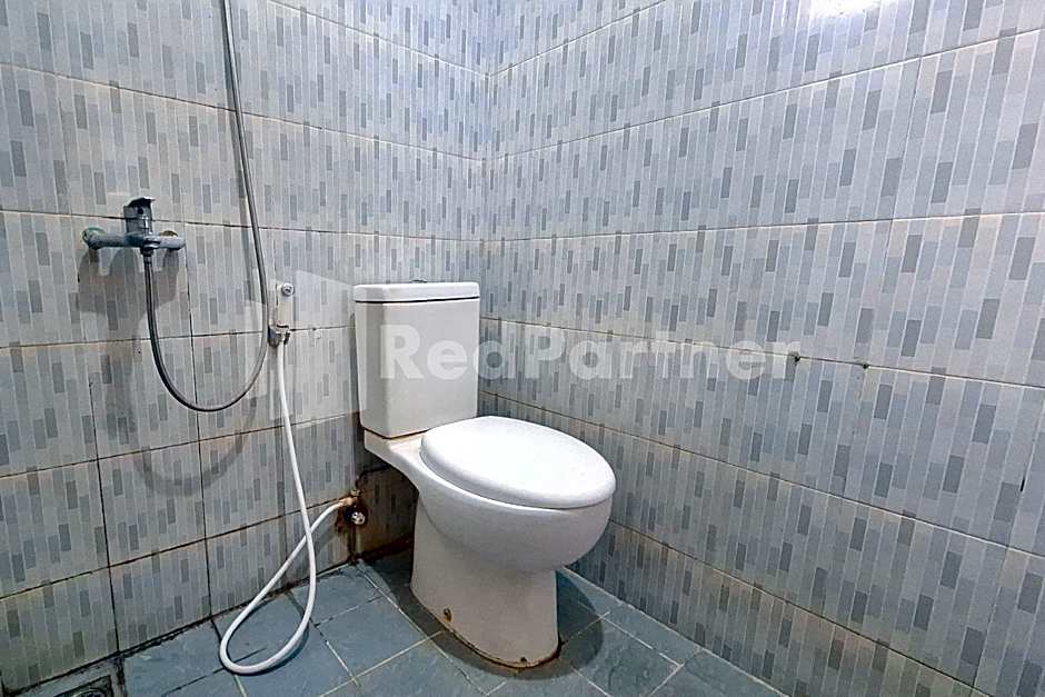 Nirvana Inn seturan Mitra RedDoorz