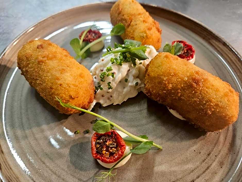 Greenfield Lodge Hotel Bar & Bistro