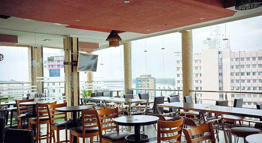 Tiffany Diamond Hotels - Makunganya Street