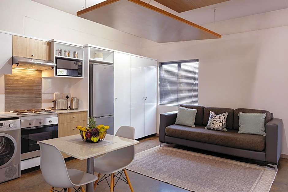 Akanani Apartments