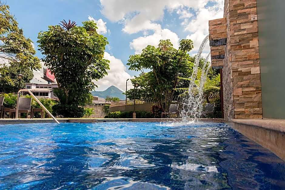Courtyard by Marriott San Salvador