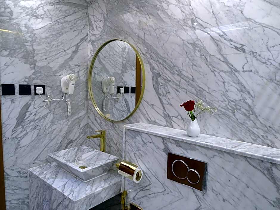 Comfort Inn Al Taawon - Family Only