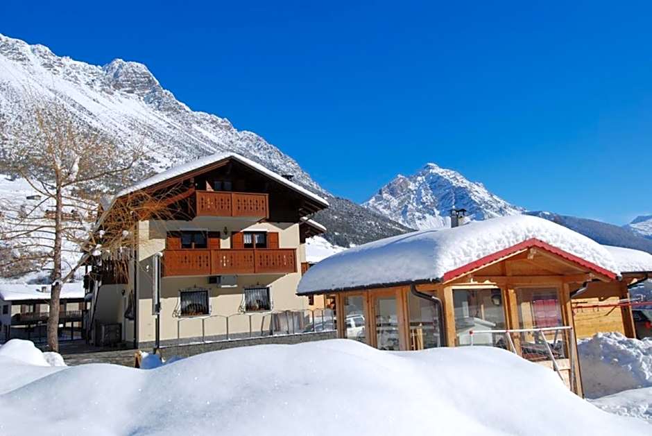 Rosengarden Alpine Residence