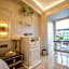 A Residence @ Between Hilton & Cititel Hotel