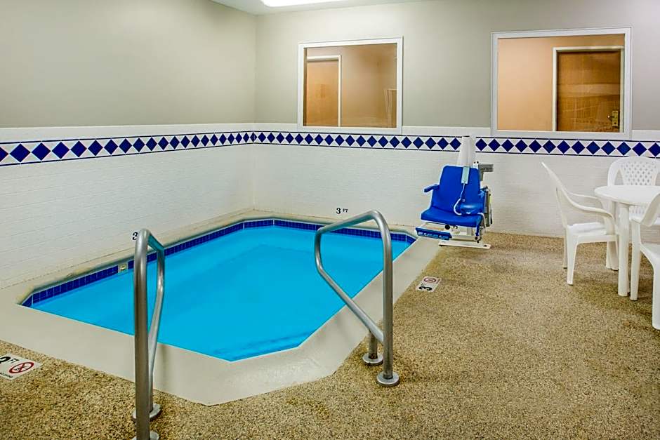 Ramada by Wyndham Spirit Lake/Okoboji