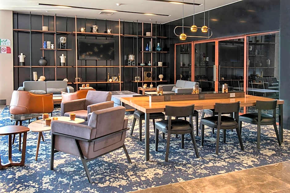 Courtyard by Marriott San Luis Potosi, Los Lagos