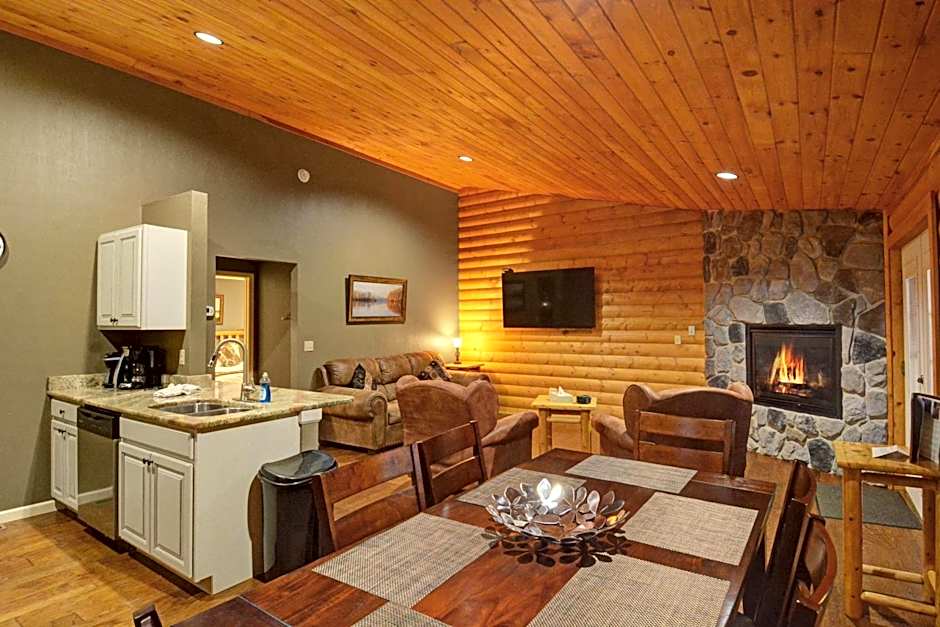 The Lodges at Sunset Village