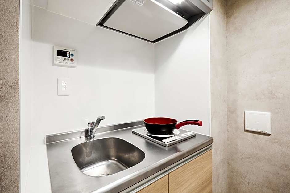 Designed apart ment Yamanote Line Shin-Okubo Sta 3 min walk