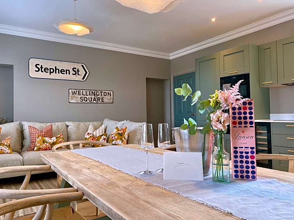 Railway House York by Chateau Anna