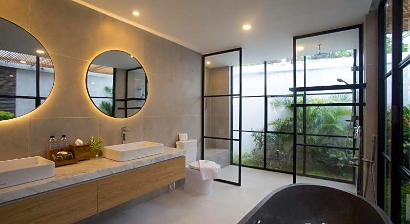 The Kons Villa Bali Seminyak