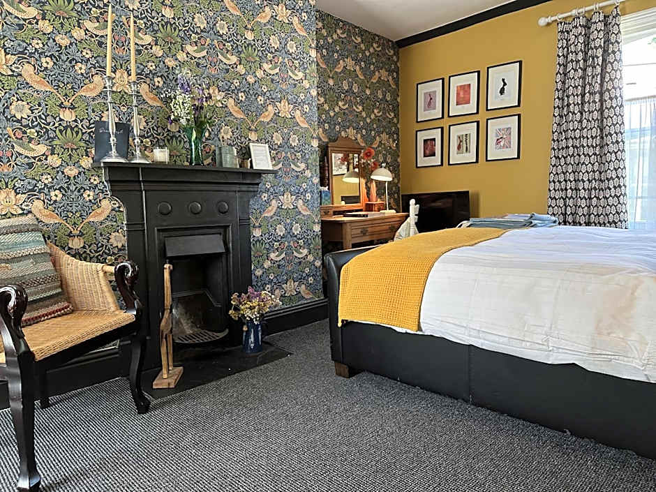 One Drake Road, Tavistock, Devon