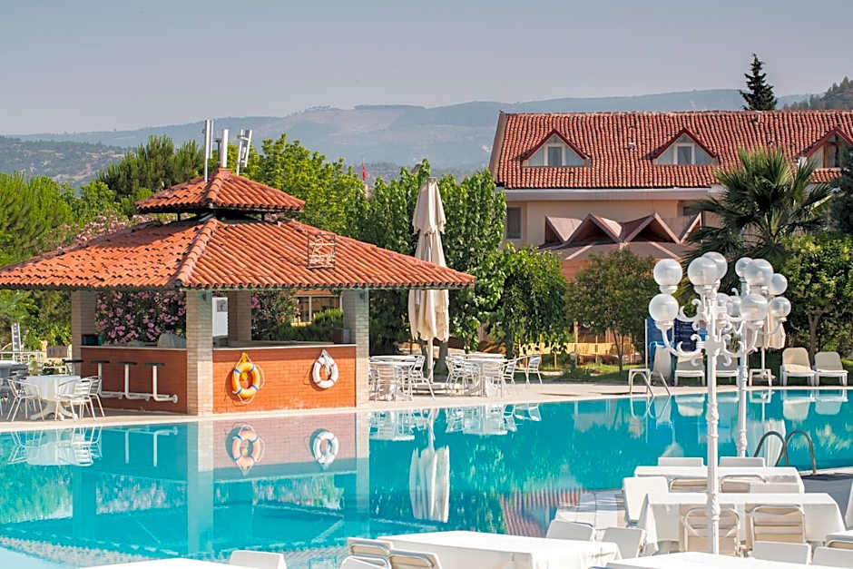 Lycus River Thermal Hotel