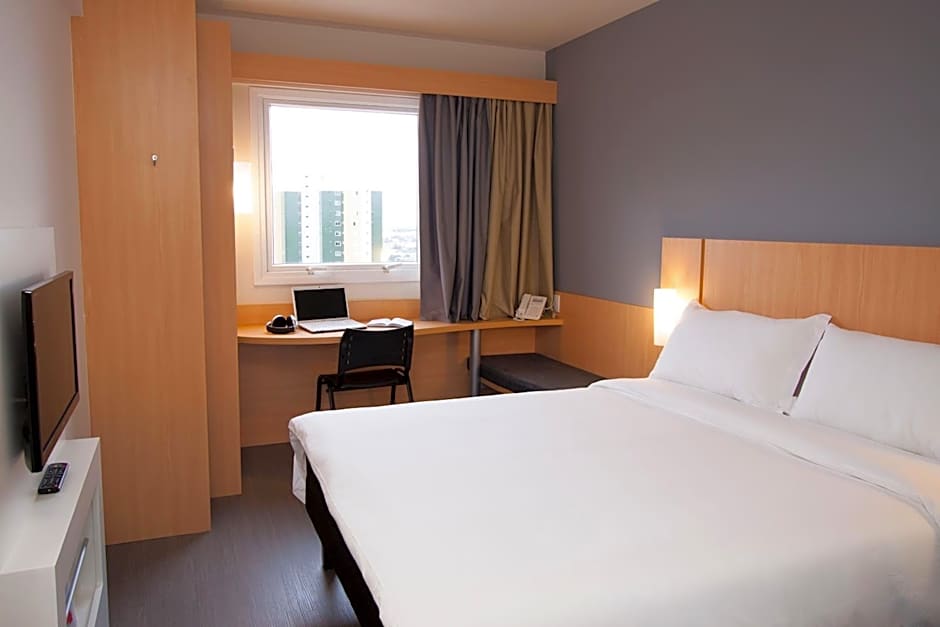 Ibis Cascavel
