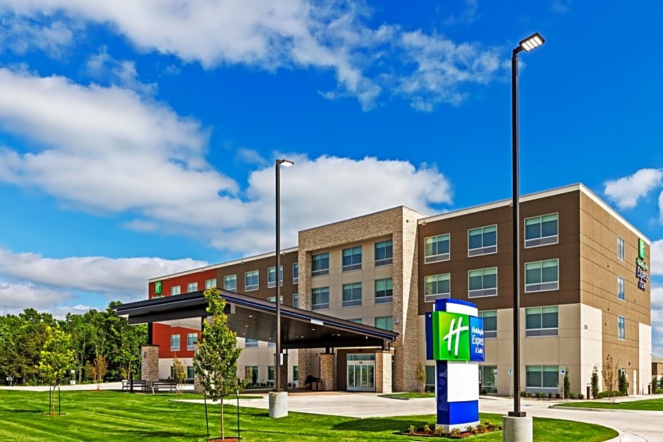 Holiday Inn Express & Suites - Parsons