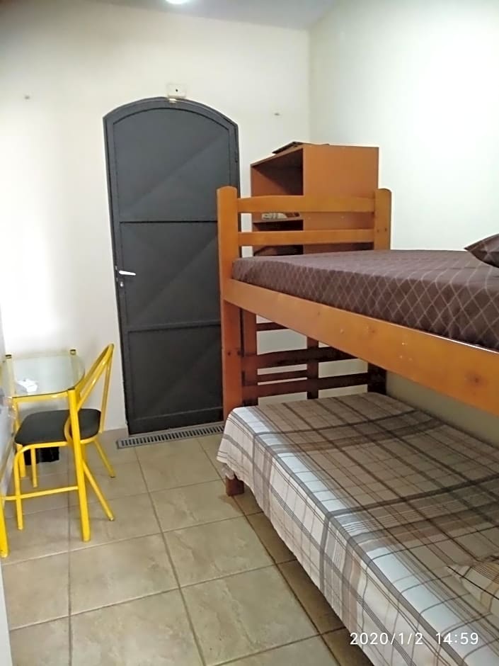 CASA 230 - Pousada & Hostel