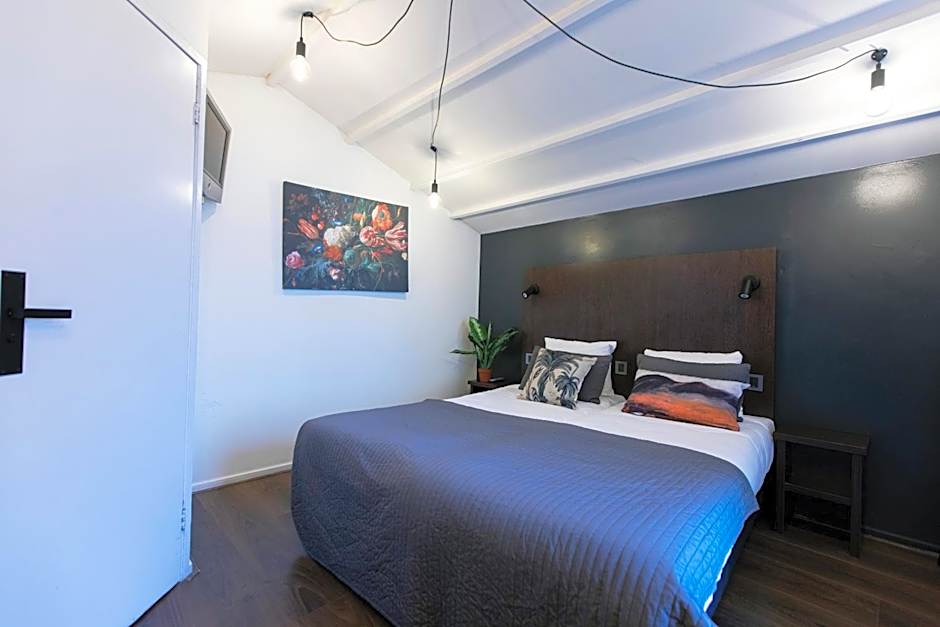 Quentin England Hotel