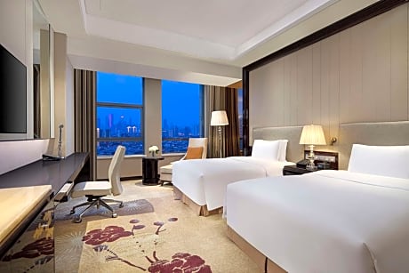 Executive Twin Room with Access to Executive Lounge