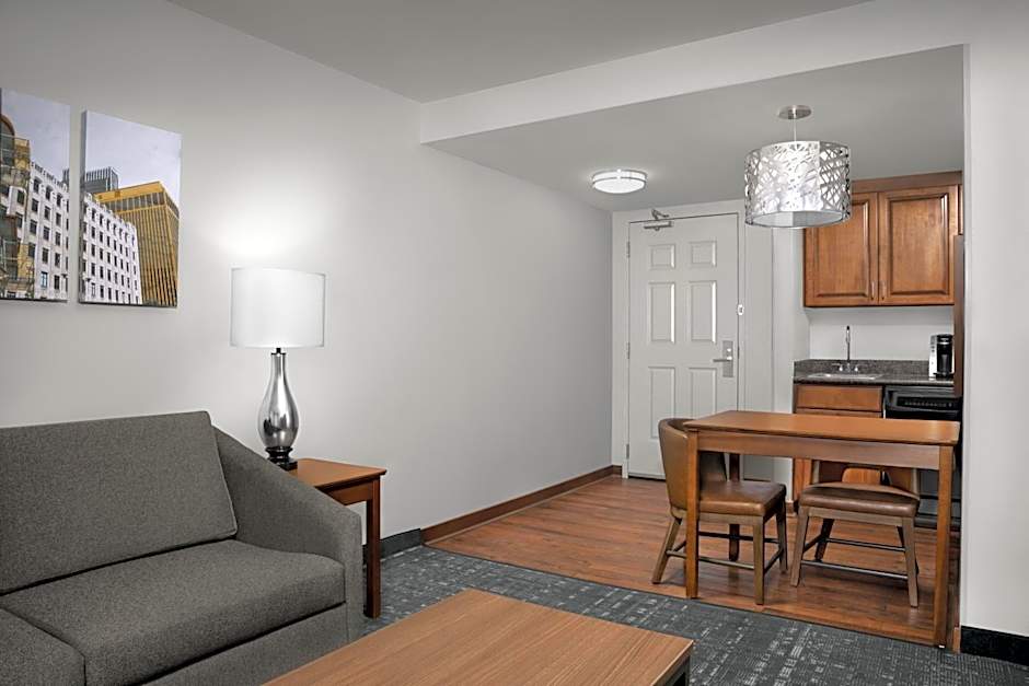 Homewood Suites By Hilton Omaha-Downtown