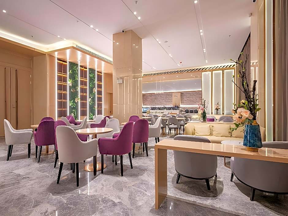 Lavande Hotel Anshan City Center