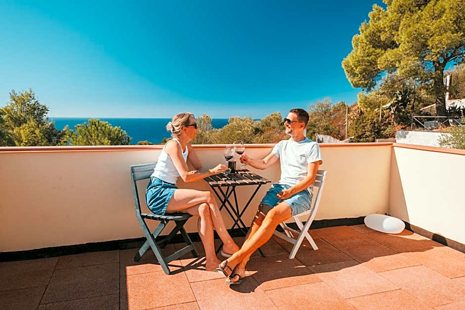 Villa Bella Salmagi - Surya Sardinia Holidays & Yoga