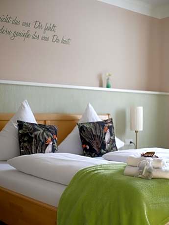 Double Room with Pool View