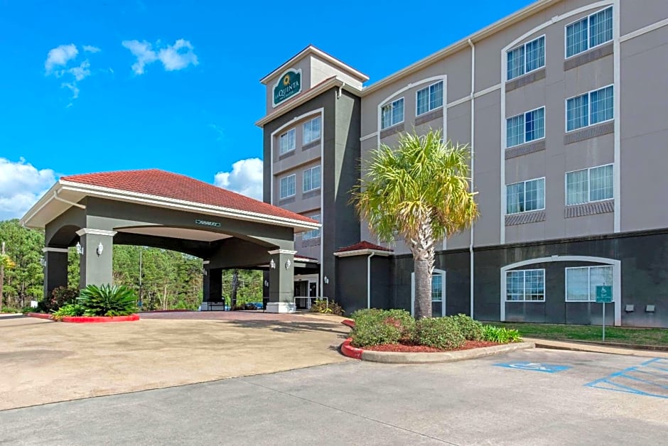 La Quinta Inn & Suites by Wyndham Leesville Fort Polk