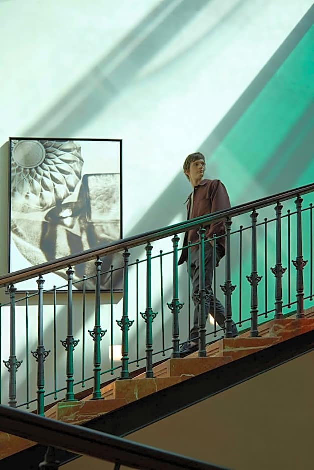 Dorothea Hotel, Budapest, Autograph Collection