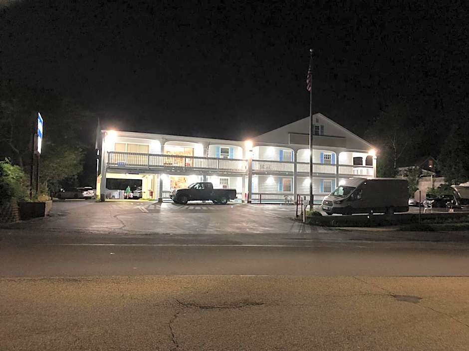 Travelodge by Wyndham Cape Cod Area