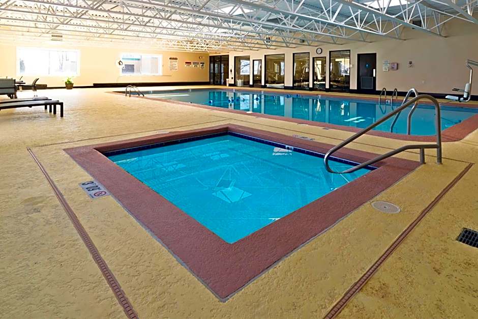 Days Inn by Wyndham Plattsburgh