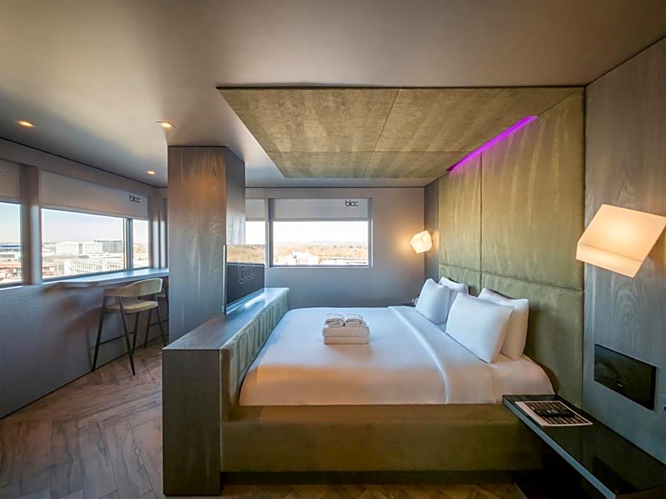 Bloc Hotel Gatwick