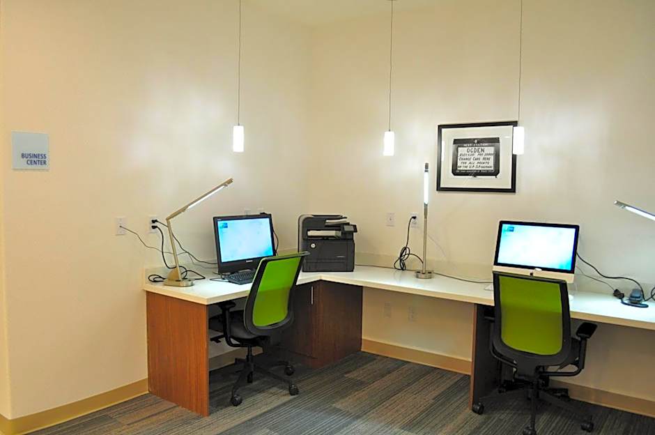 Holiday Inn Express & Suites Price By IHG