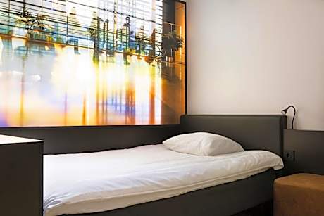 Compact Double Room without Window