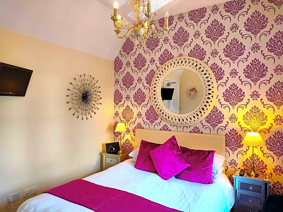 Robin Hill House B&B