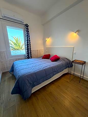 Comfort Double Room with Sea View