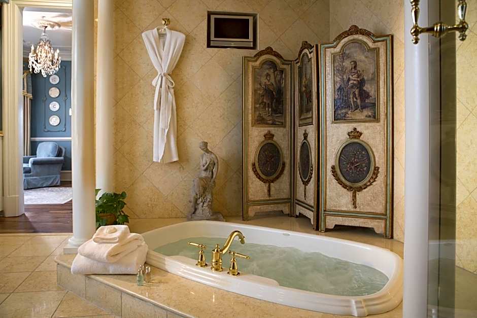 The Chanler at Cliff Walk