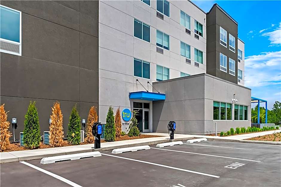 Tru by Hilton Holland MI