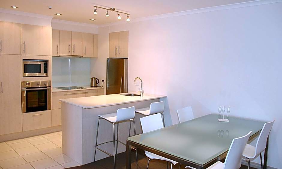 Crow's Nest Apartments