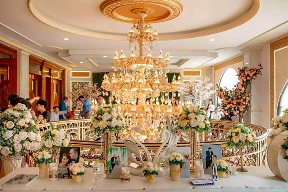 Tan An Palace