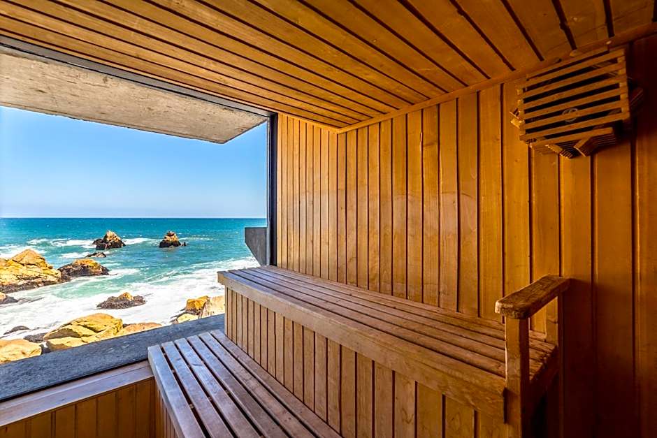 Radisson Blu Acqua Hotel & Spa Concon