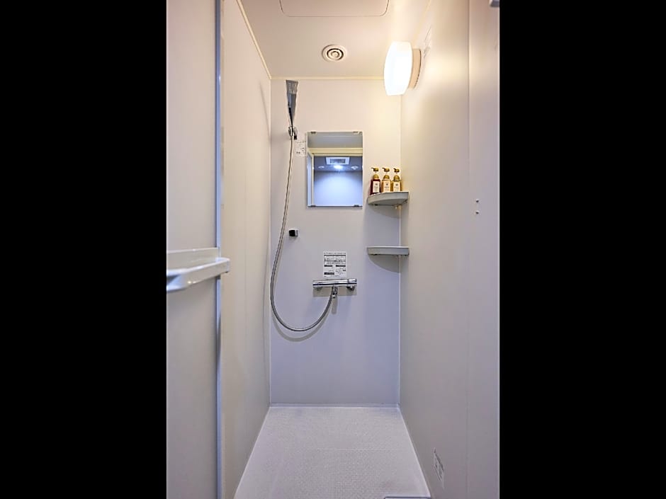 Hotel Plus Hostel TOKYO AKIHABARA