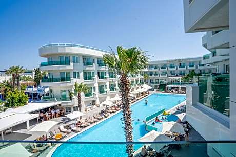 Suite with Sea View