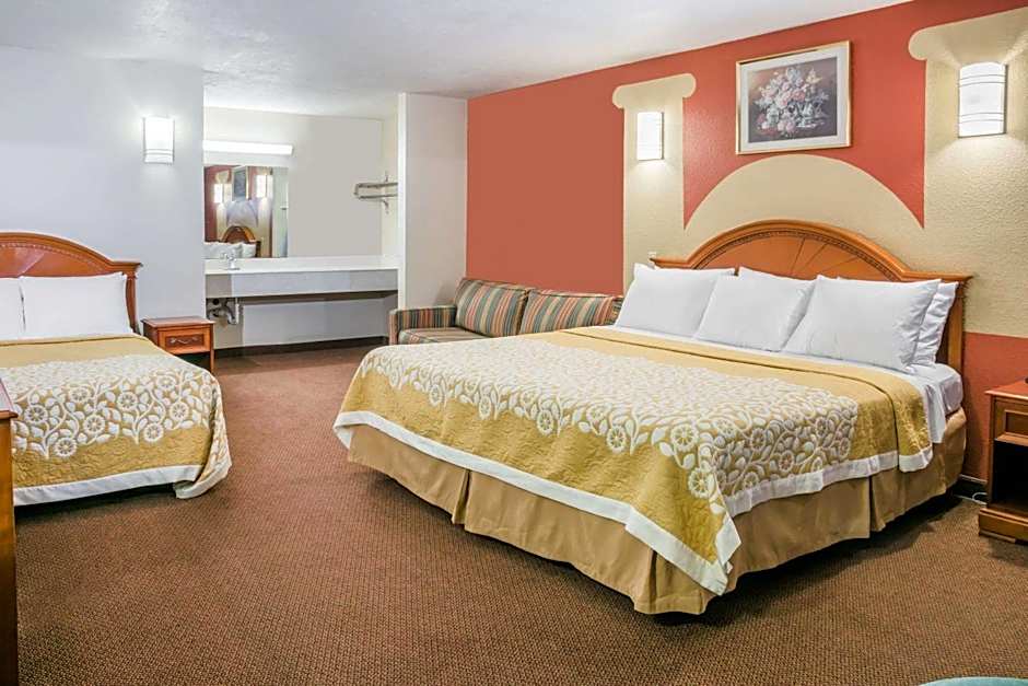 Days Inn by Wyndham Bastrop