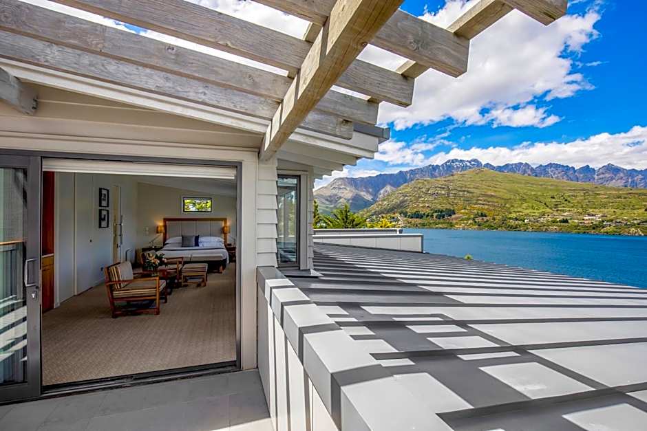 The Rees Hotel & Luxury Apartments