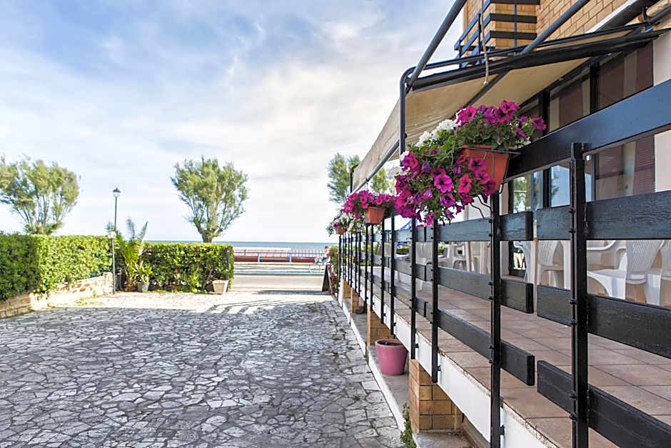 Piccolo Hotel