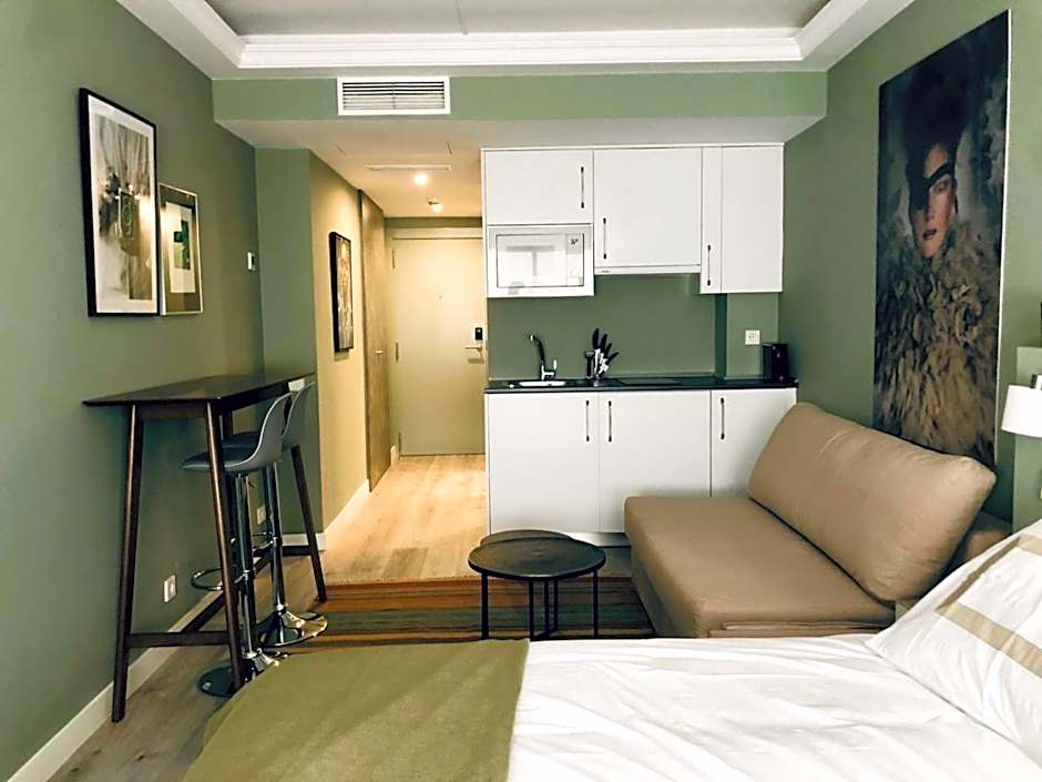 Recoletos Estudio en la mejor zona de Madrid